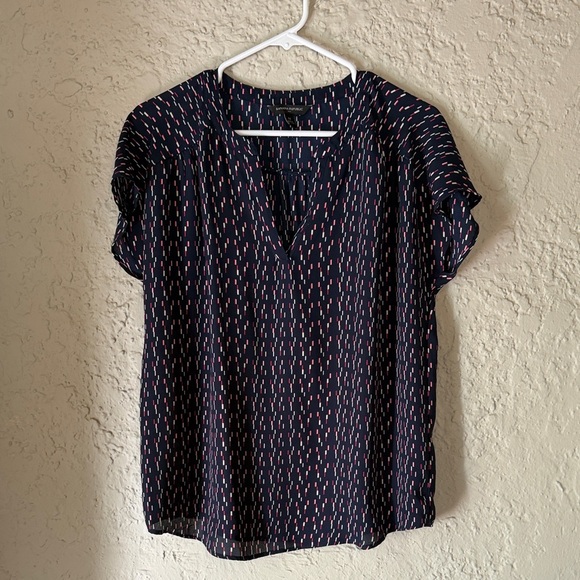 Banana Republic Tops - Banana Republic Navy Short Sleeve Blouse with Pink and White Dash Print